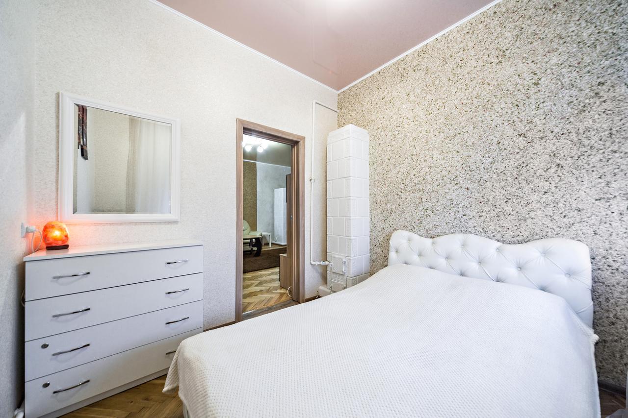Apartment In A City Center! Krakivska,34 리비프 외부 사진